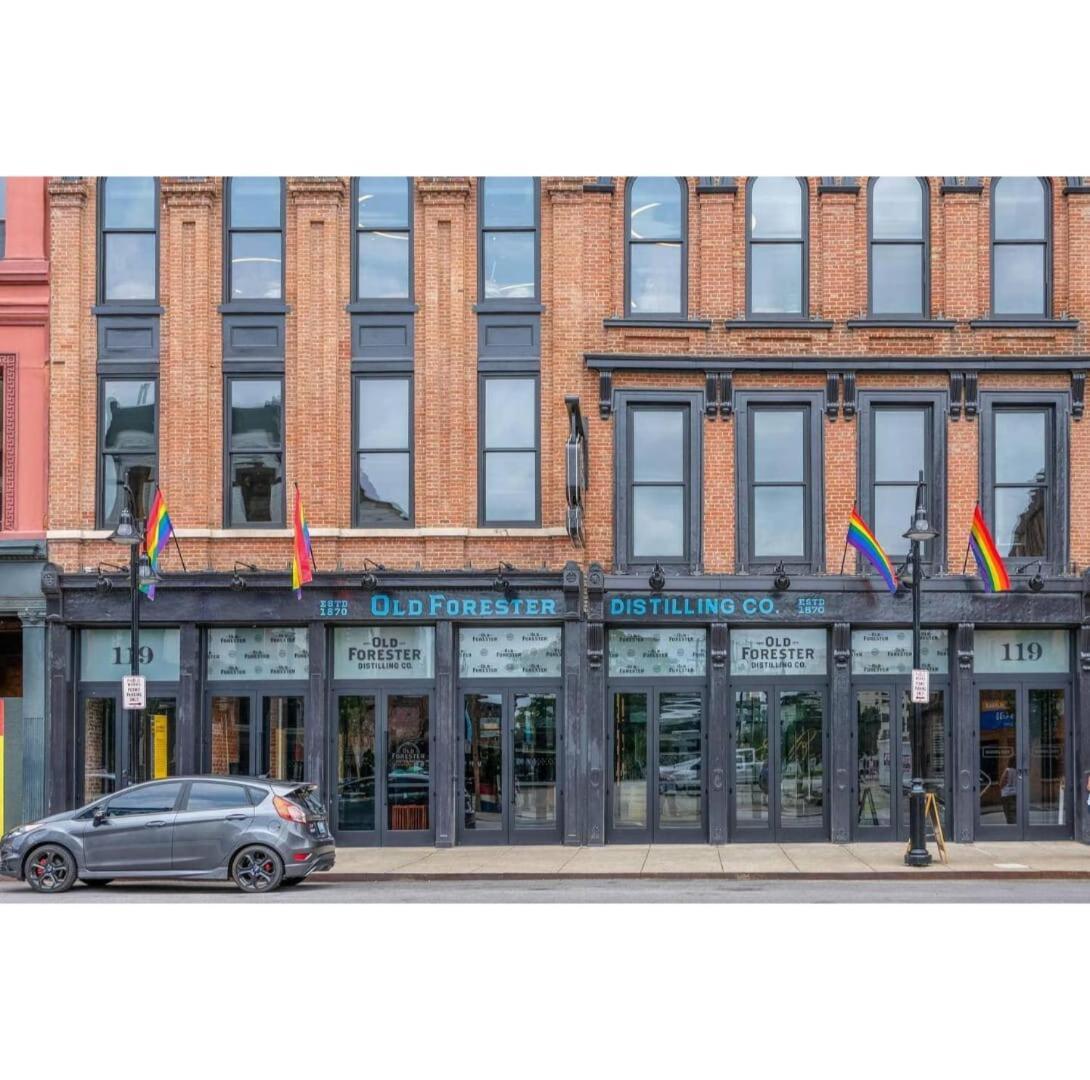 Modern Nulu 2br Cozysuites 01
